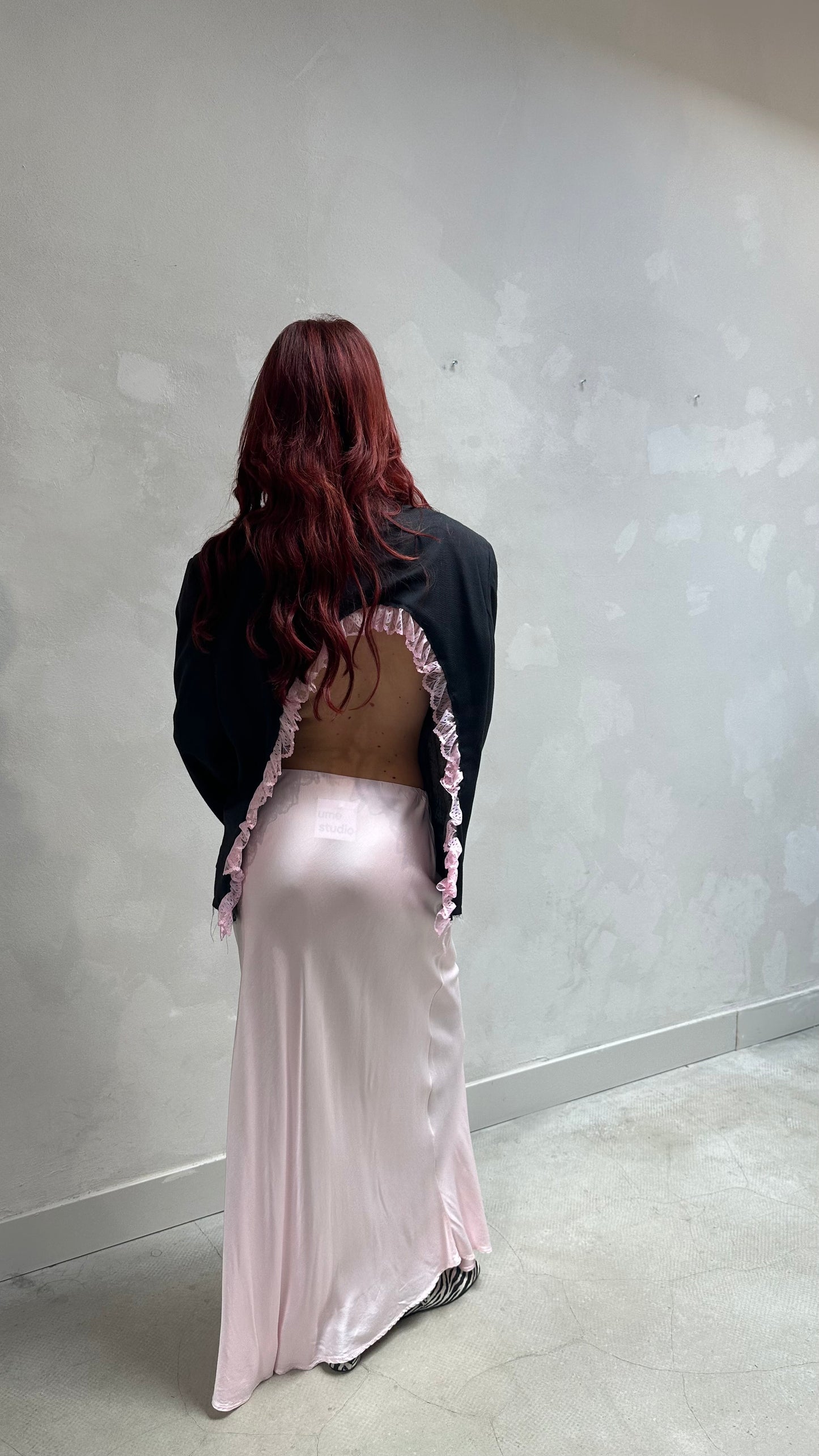Soft pink long skirt - Curated by ume