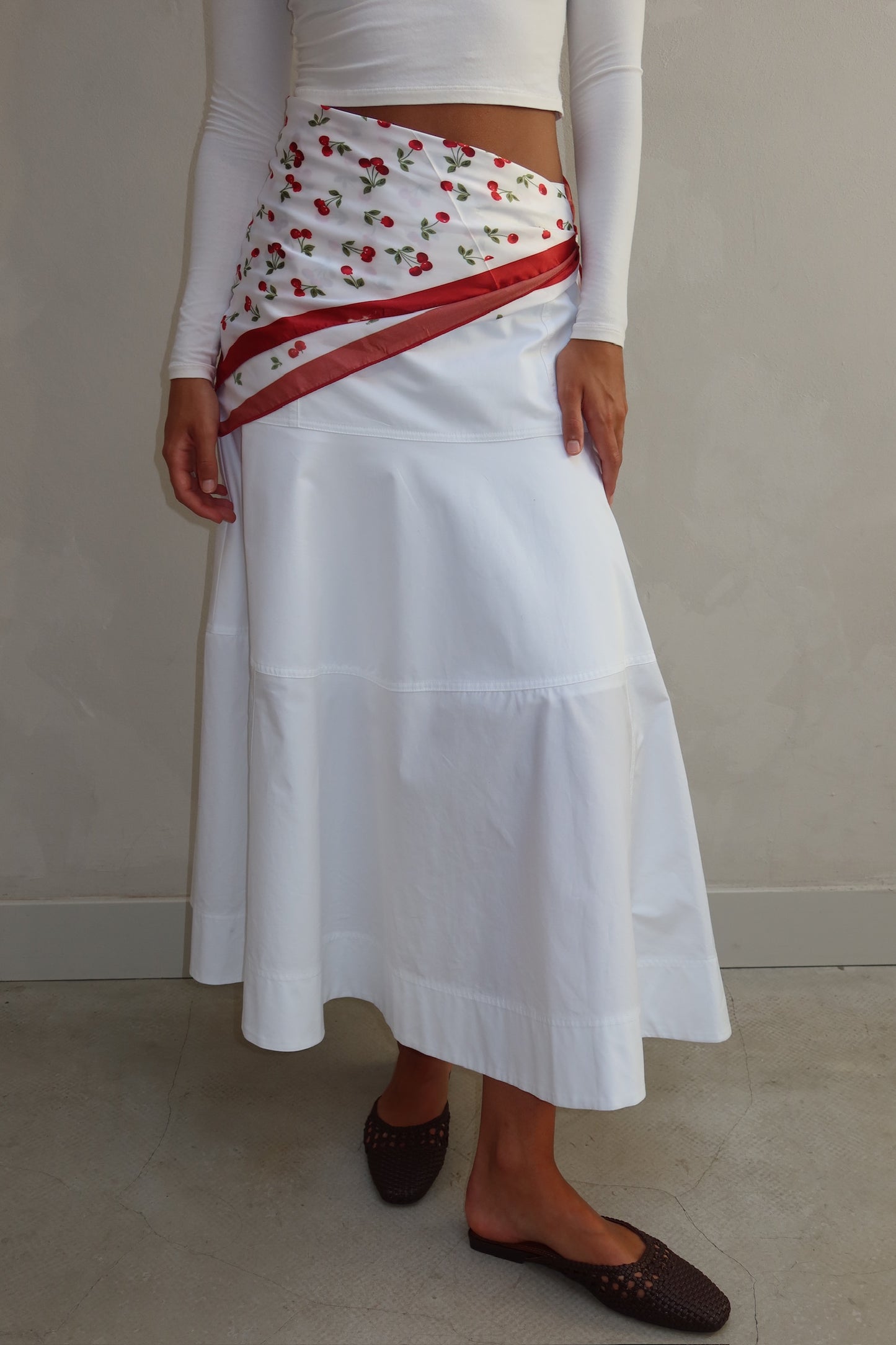 COS white midi - Skirt