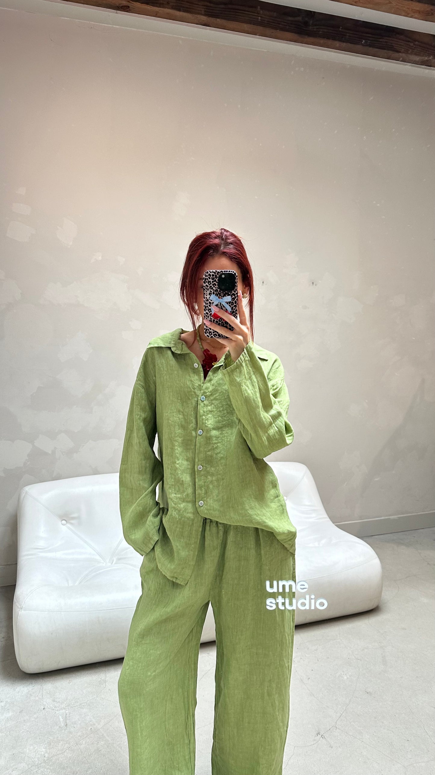 Green linen blouse - Curated by UME