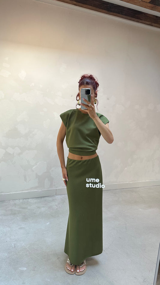 The perfect soft green set - Curated by UME