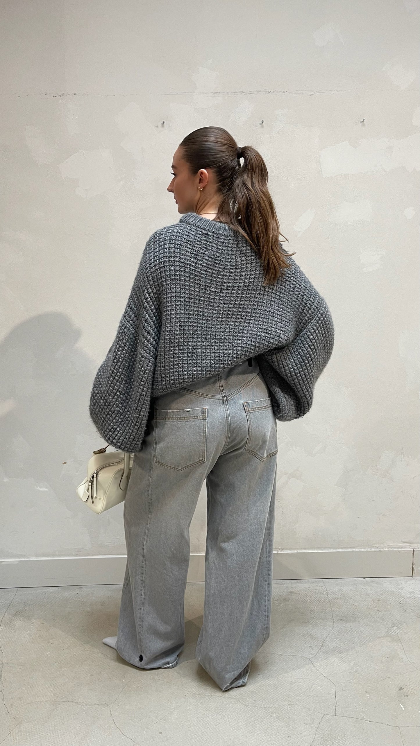 MR MITTENS Knitted sweater grey