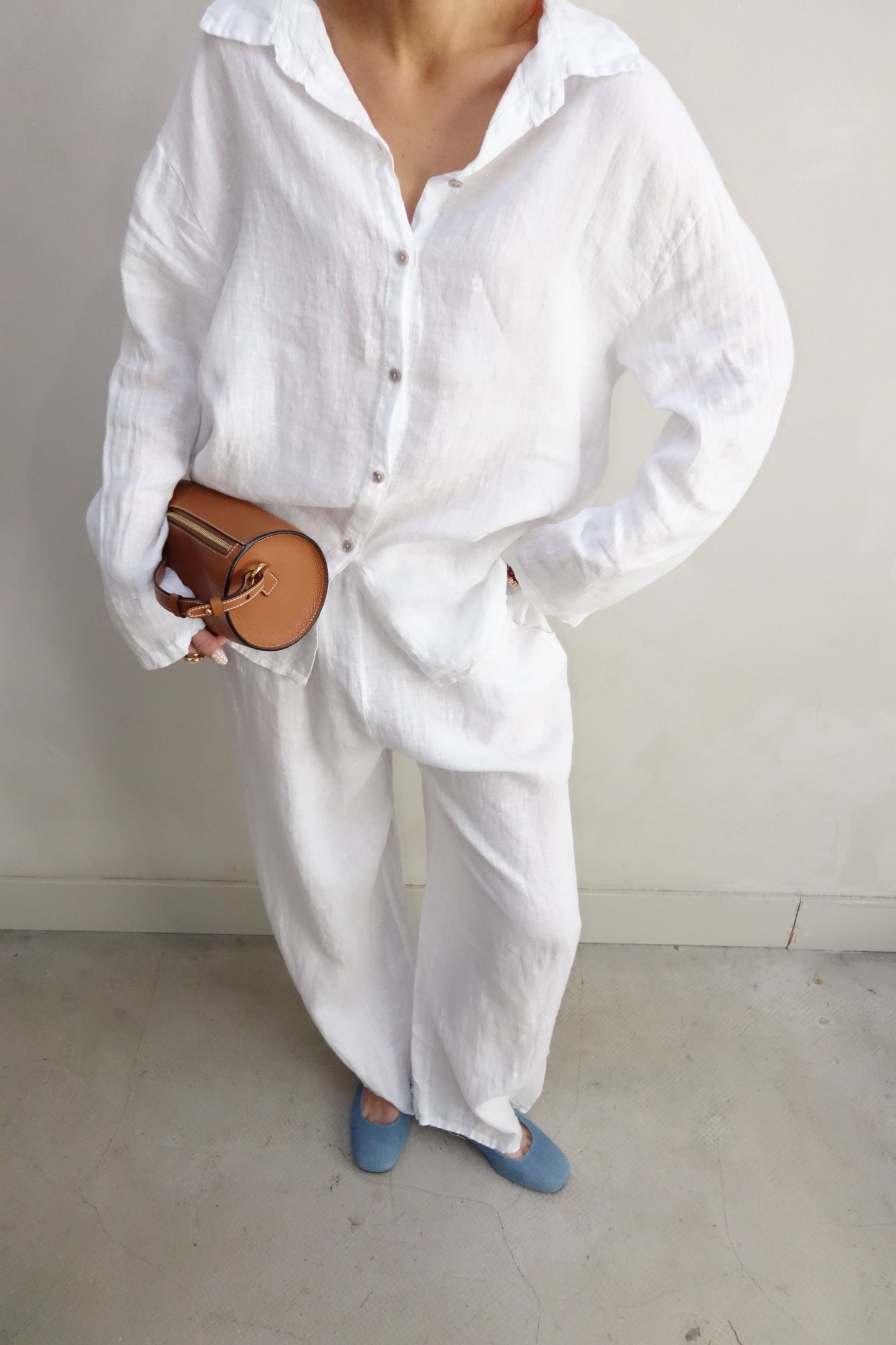 White linen pants - Curated by UME