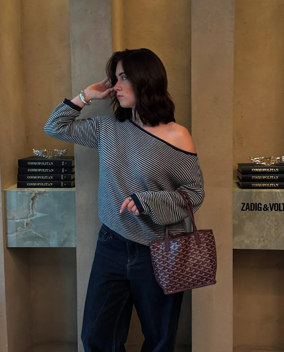 Shop the closet of Nura van Vliet