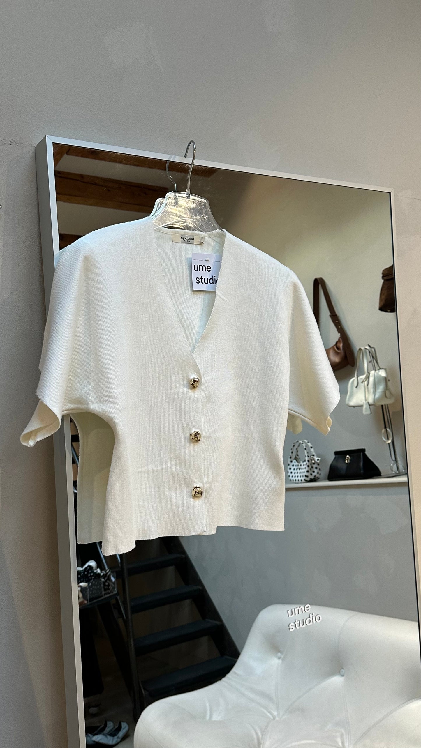 White vest - curated by ume - UME STUDIO