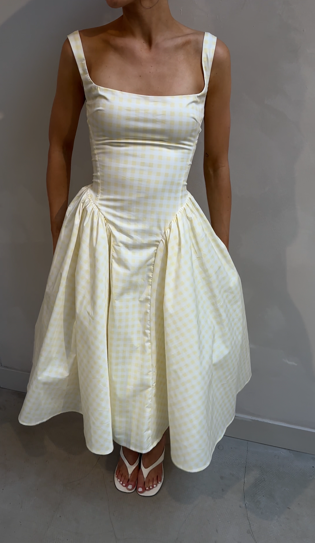 Babyloo Lemon yellow tailored - Midi dress
