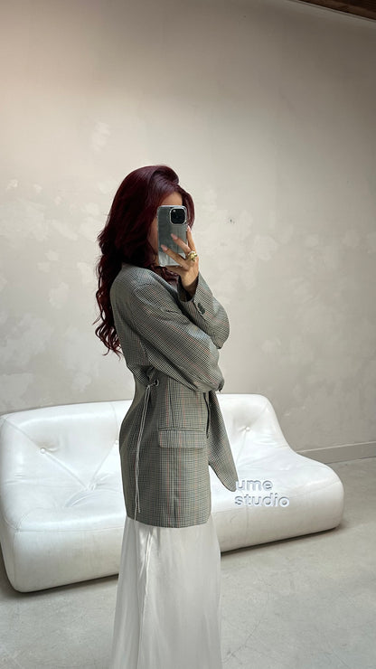 Upcycled checkerd blazer - by UME