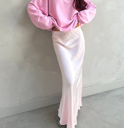 Soft pink long skirt - Curated by ume