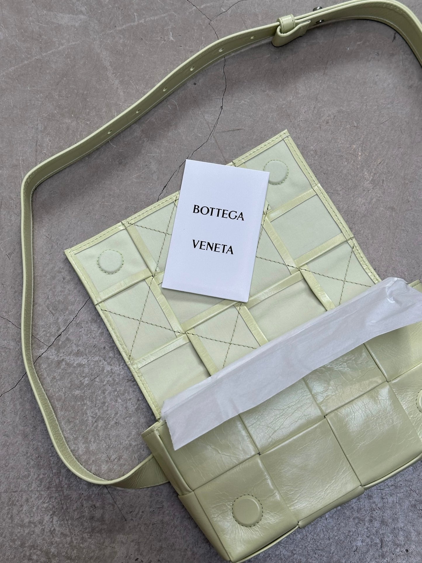 Curated by ume - BOTTEGA VENETA Mostord Green Bag