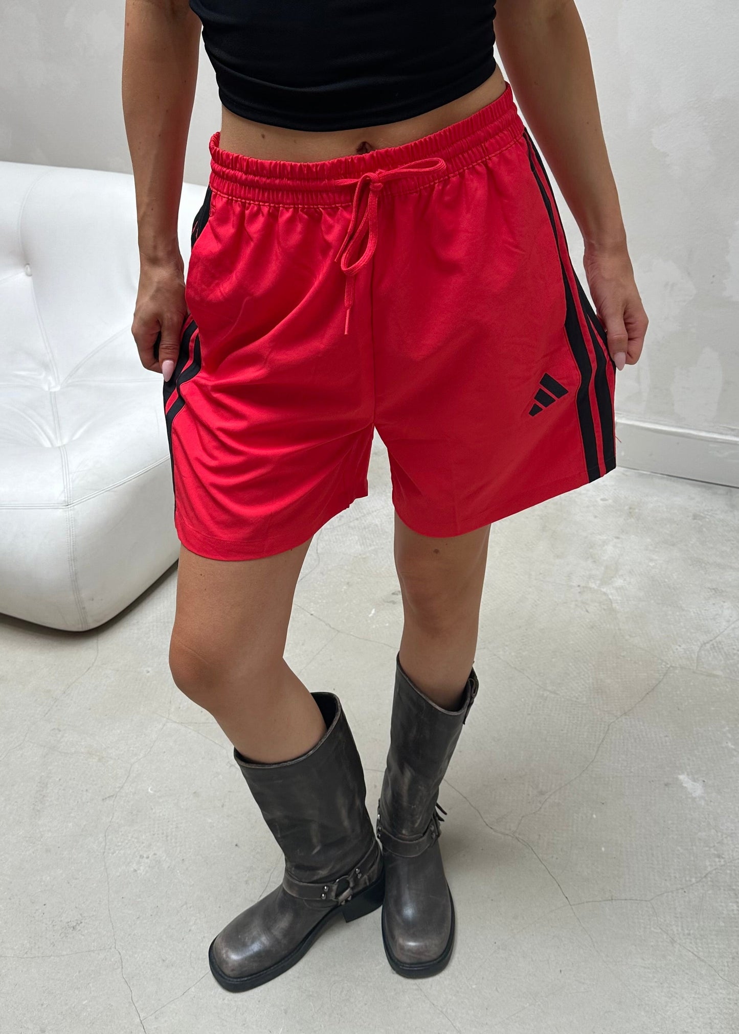 Adidas red - short