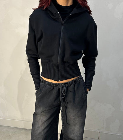 Vita stasiukynaite6 black - vest - UME STUDIO