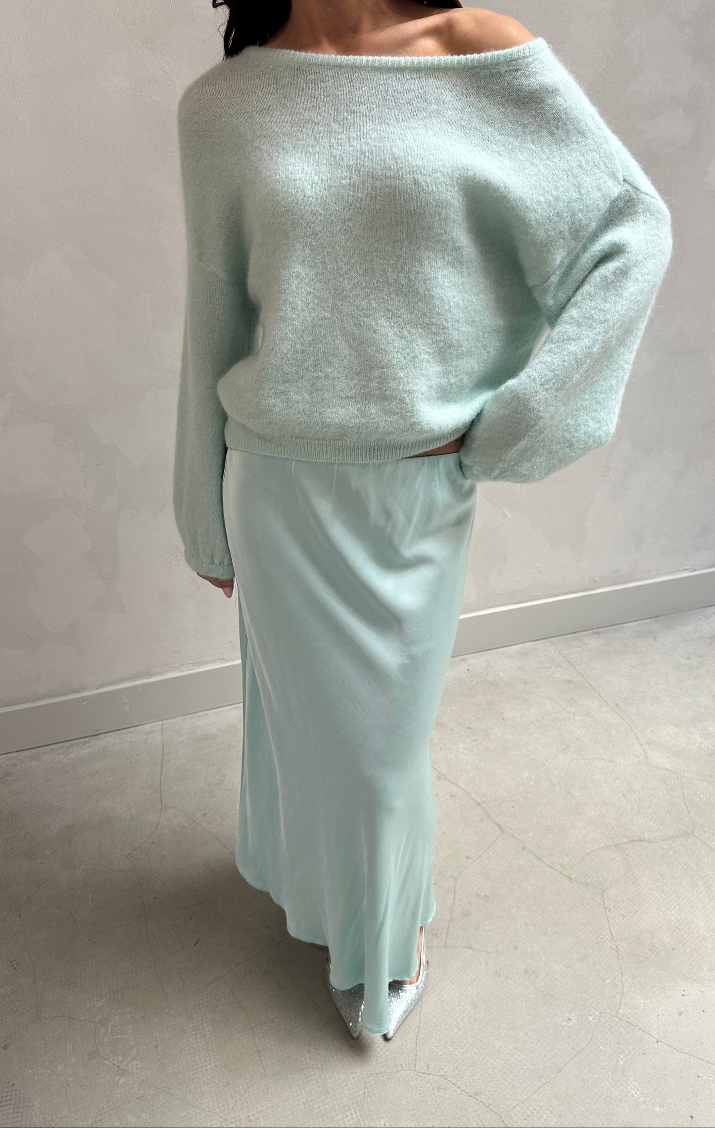 Mint long skirt - Curated by ume