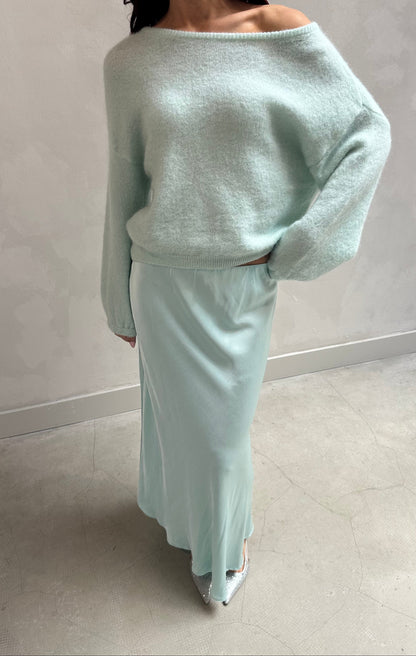 Mint long skirt - Curated by ume