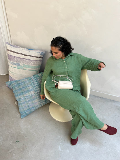 Green linen pants - Curated by UME