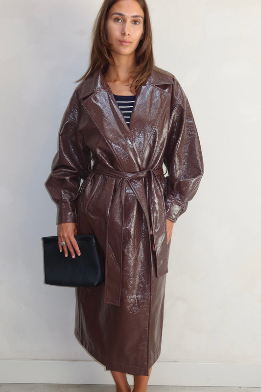 NLY TREND - Brown leather look trenchcoat