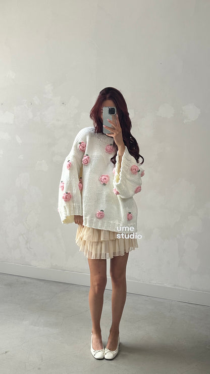 Flower knitted oversized sweater - Curated by ume