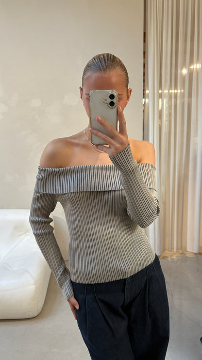Envii off the shoulder - top