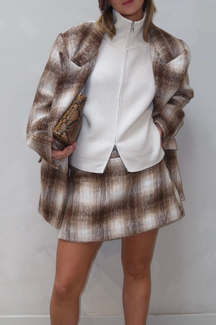 Vrg Grl Blazer Brown - UME STUDIO