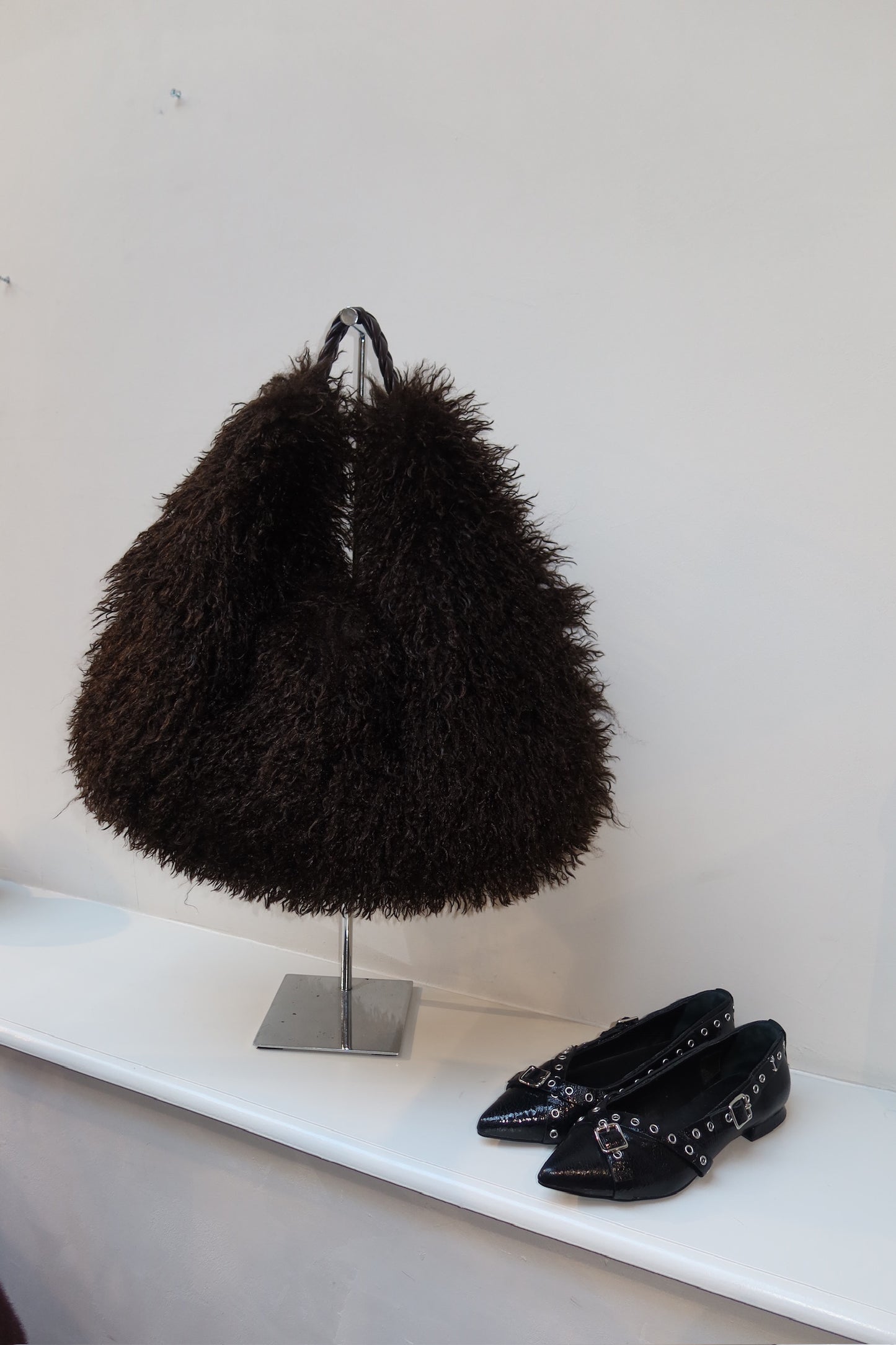 Furry Bag brown - Curated By Ume