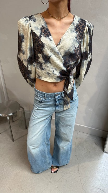 Chique Satin Top - Curated By Ume