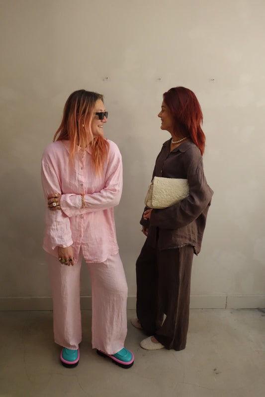 Brown linen pants - Curated by UME