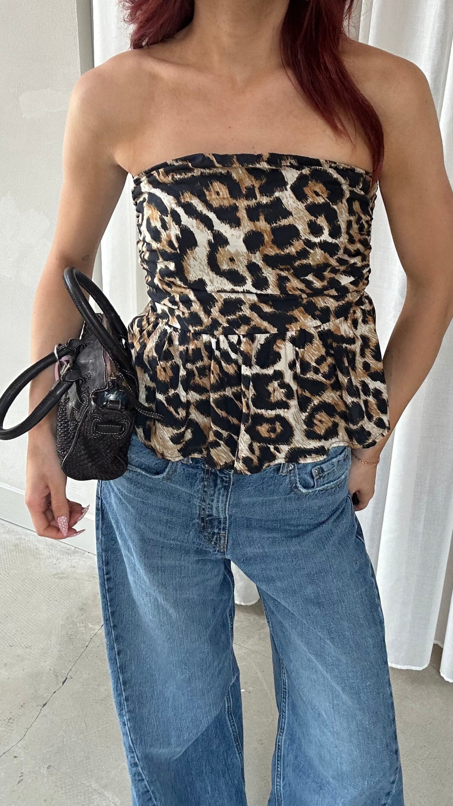 Off-shoulder leopard - top