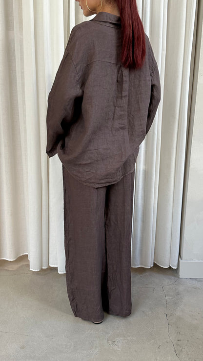 Brown linen pants - Curated by UME